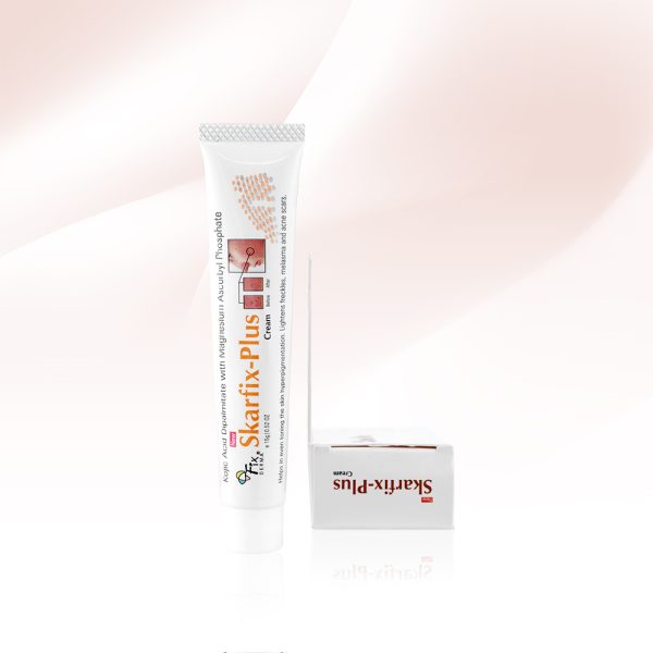 Kem Hỗ Trợ Làm Sáng Da, Mờ Vết Thâm Nám Và Tàn Nhang Fixderma Skarfix Plus Cream 15g