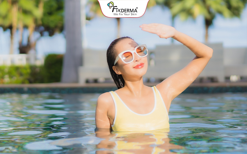 Khi đi bơi, hoạt động ngoài trời nên dùng kem chống nắng có chỉ số SPF cao