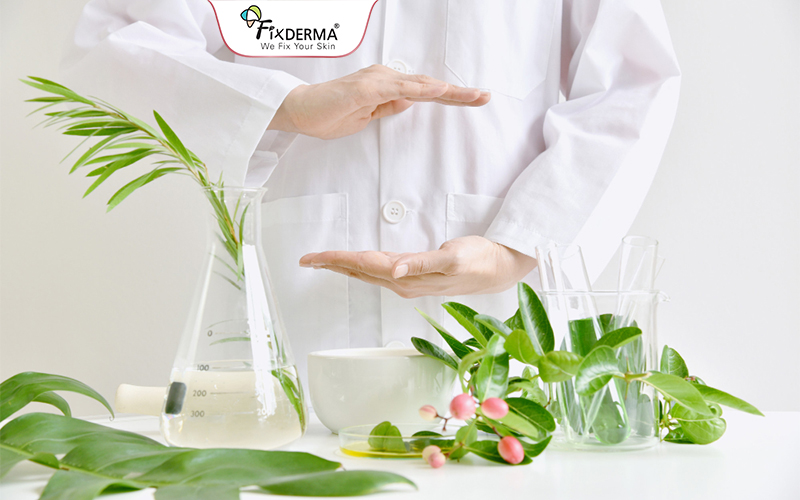 Nên chọn dung dịch vệ sinh có chiết xuất thiên nhiên