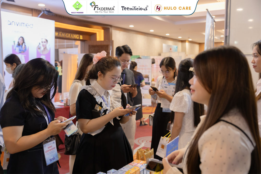FIXDERMA x TEENILICIOUS x HULO CARE ĐỒNG HÀNH CÙNG HỘI NGHỊ KHOA HỌC DA LIỄU THẨM MỸ TP. CẦN THƠ LẦN VII