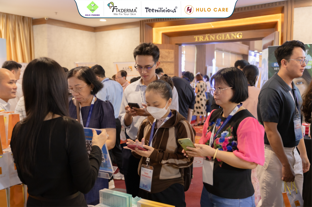 FIXDERMA x TEENILICIOUS x HULO CARE ĐỒNG HÀNH CÙNG HỘI NGHỊ KHOA HỌC DA LIỄU THẨM MỸ TP. CẦN THƠ LẦN VII