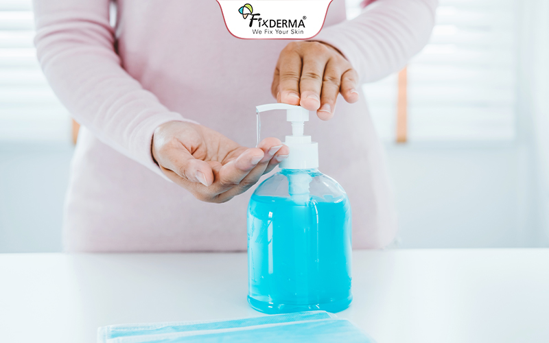 Chỉ dùng dung dịch vệ sinh phụ nữ để rửa bên ngoài