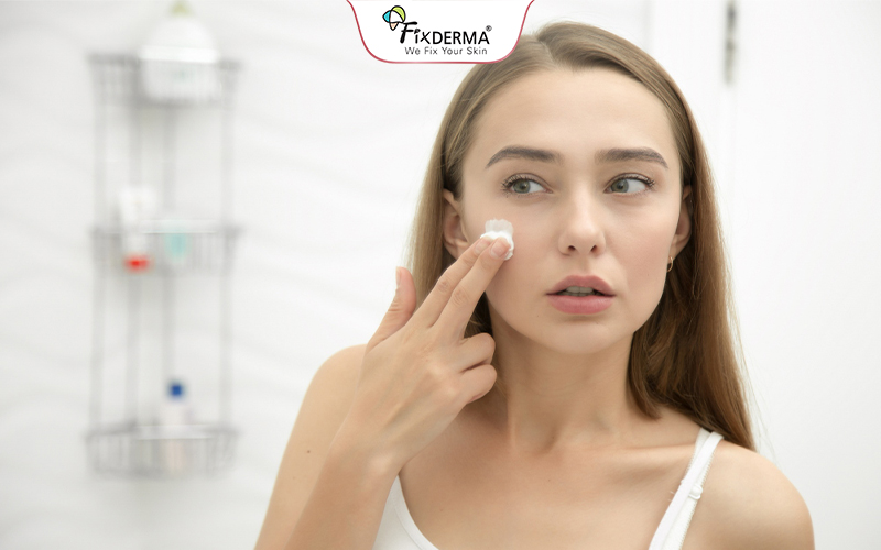 Sử dụng kem dưỡng ẩm phù hợp